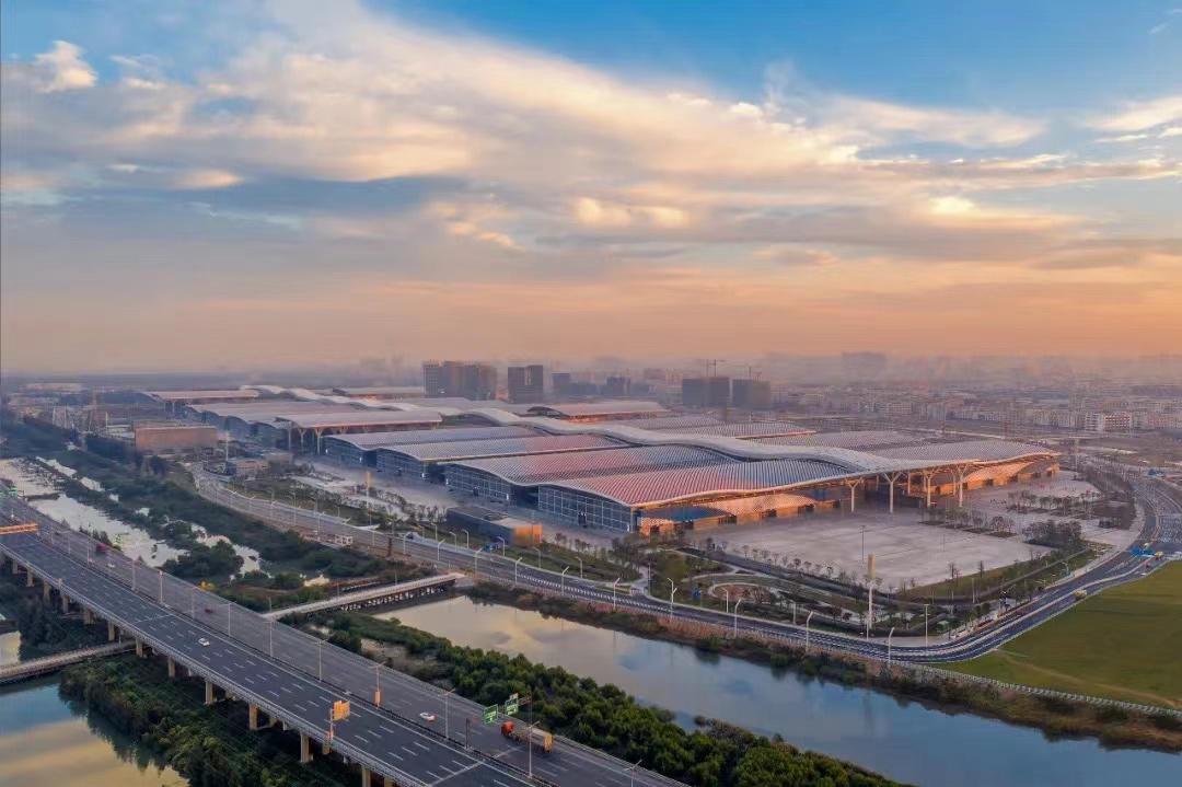 在会展业频遭挑战的当下,中国会展业有些消极?你是什么看的?