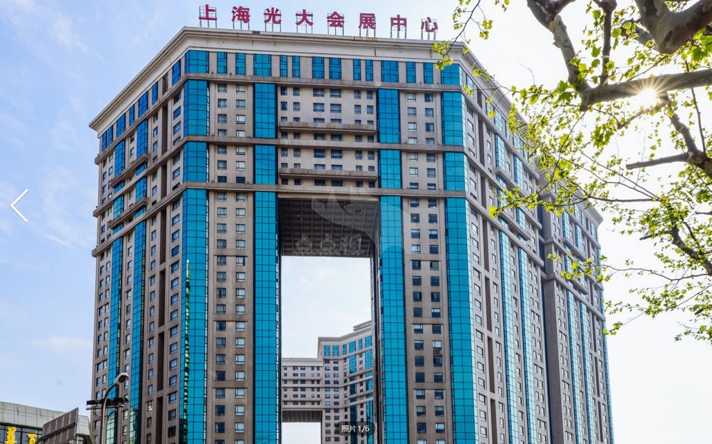 漕宝路光大会展中心属于哪个区?