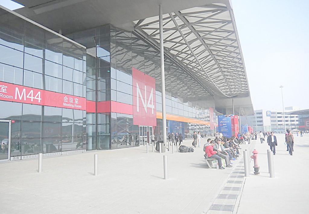 上海新国际博览中心附近的酒店都有哪些?