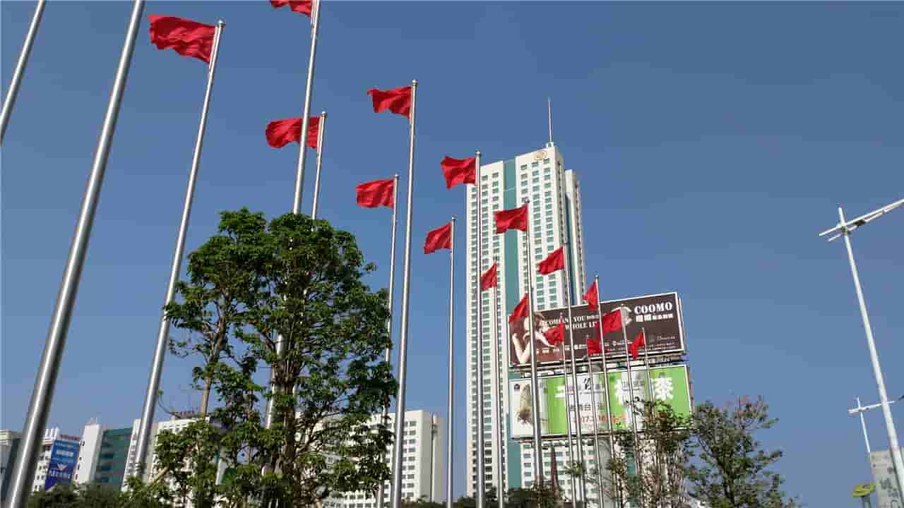 从东莞汽车站到广东现代国际展览中心怎么走才是最快的?