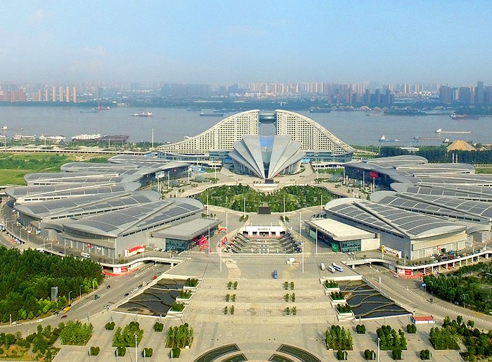 武汉国际博览中心地址在哪里?