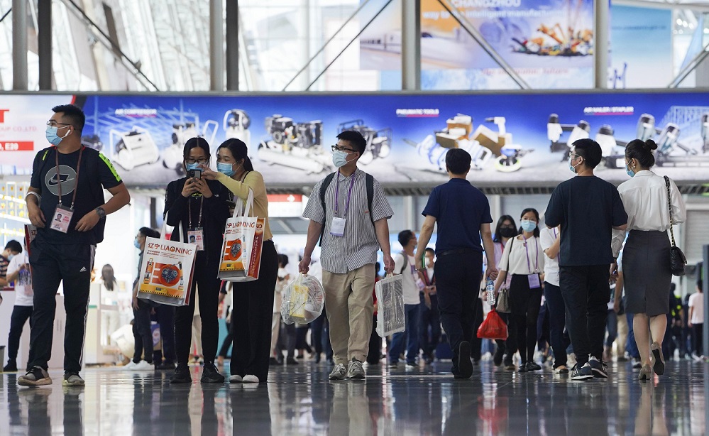 商务部:全面回复国内外贸易线下展,全力支持企业参加境外展